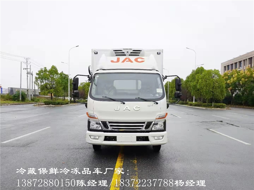 丹东市四后八国六15吨保鲜运输车